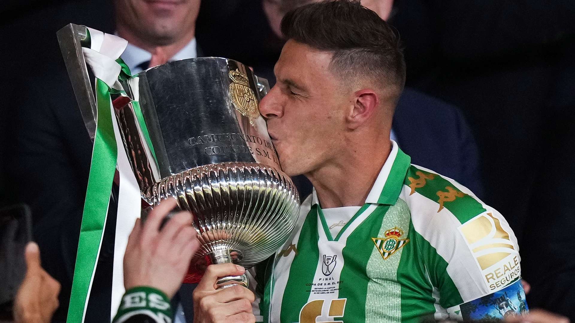 德拉富恩特 德拉富恩特